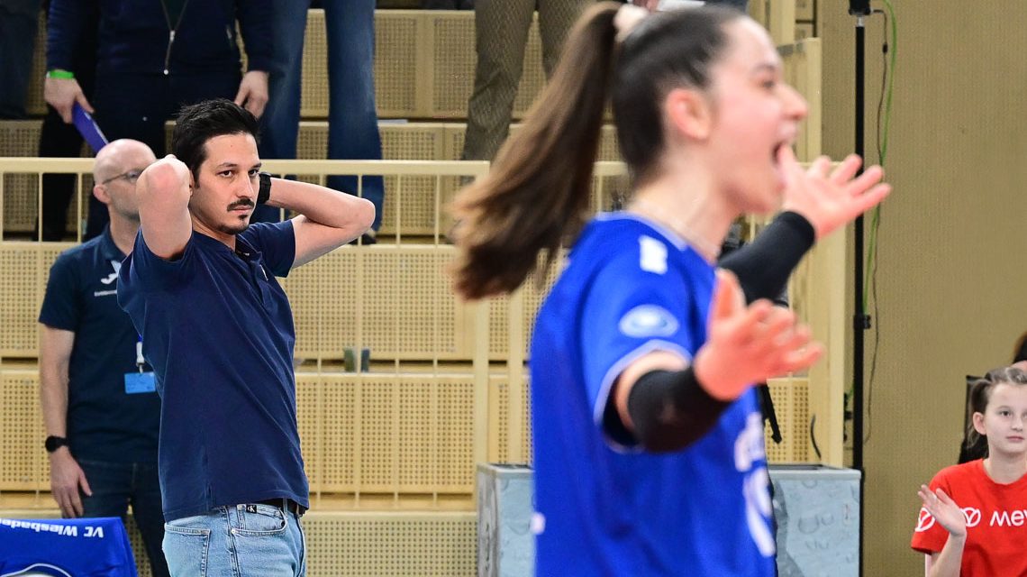 Tigin Yağlioğlu versteht die Welt bnuicht mehr.