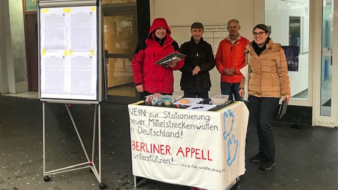 Das Wiesbadener Bündnis stellt sich auf gegen Raketenstationierungen in Wiesbaden.