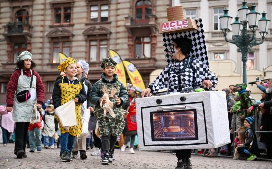 Fastnachtsamstagsumzug: Kinder- und Jugendumzug in Wiesabden.