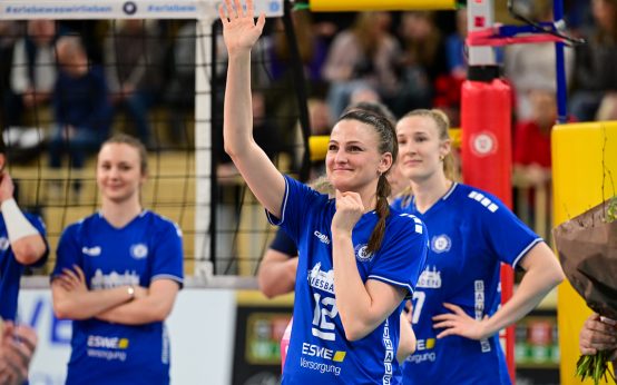 Emotionaler Abschied von VC Wiesbaden, emotionaler Abschied von vier Volleybalerinnen