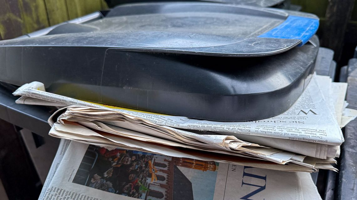 ELW-Warnstreik, Papiertonnen bleiben diese Woche stehen.