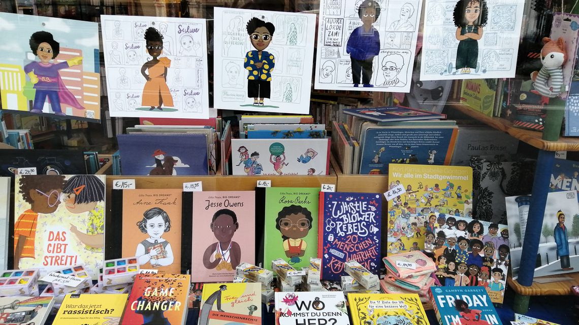 Buchauslage in der Büchergilde.
