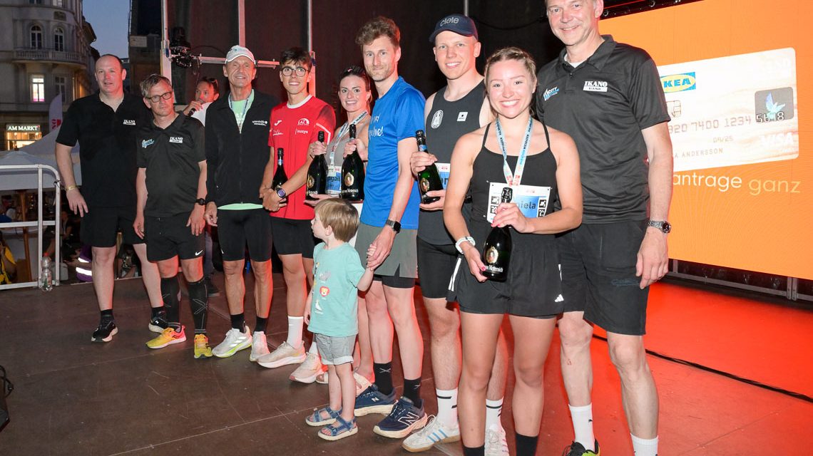 Siegerehrung Halbmarathon beim 4. Ikano Bank City Marathon 2025.