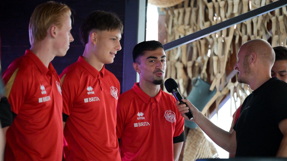 Sommermarkt, Mauritusplatz: Der SV Wehen Wiesbaden stellt die neuen Gesichter vor.