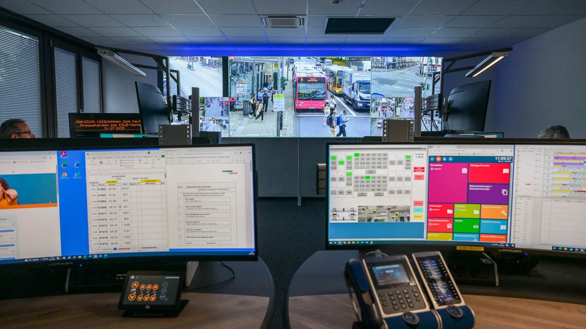 Blick hinter die Kulissen, die neue Leitstelle bei ESWE Verkehr.