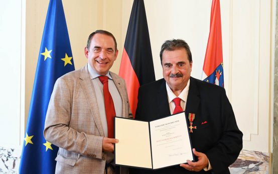 Prof. Dr. Alexander Lorz und Rudolf Lothar Glas in der Villa Schertel.