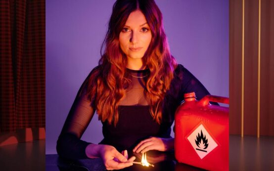 Lara Ermer, leicht entflammbar. Neues Programm für Wiesbaden.