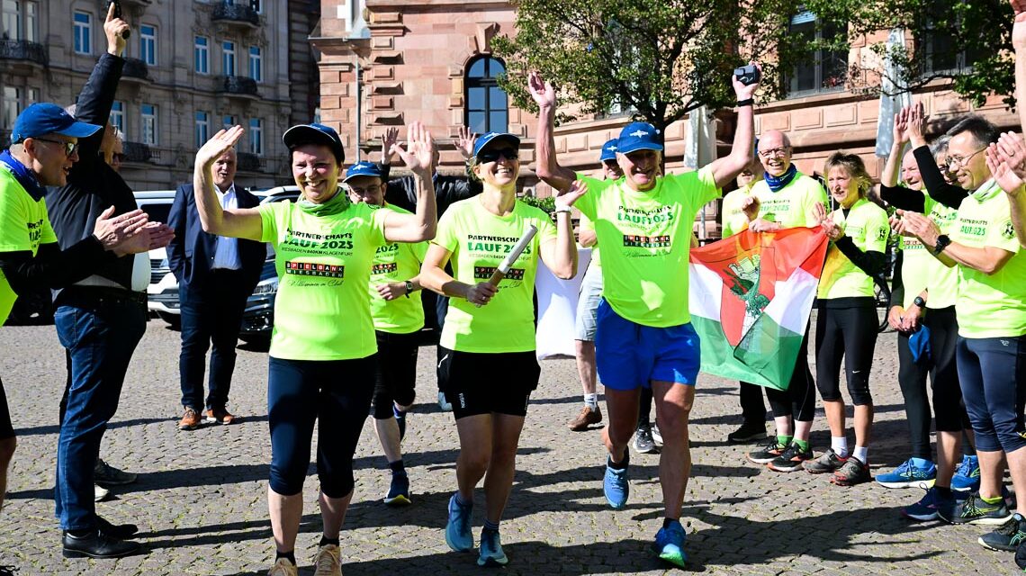 Start zum Städtepartnerschaftslauf nach Klagenfurt.