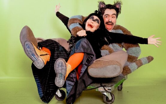 Der Wunschpunsch, das Weihnachtsmärchen 2025 in Wiesbadener Staatstheater