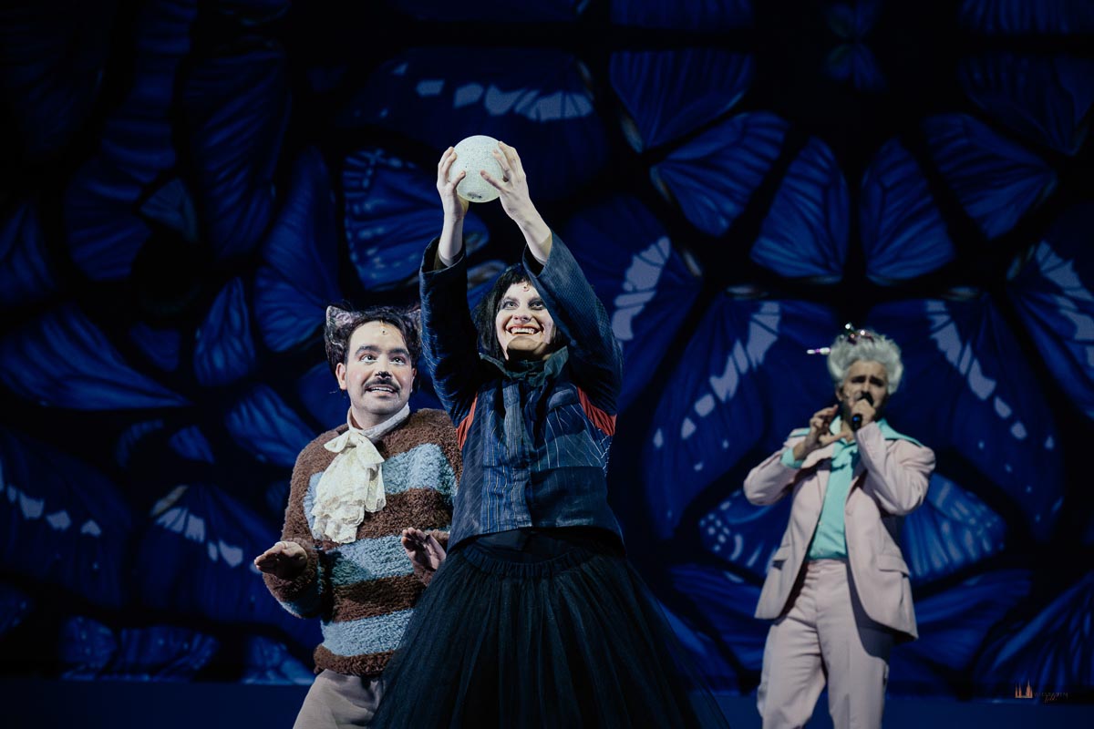 Wunschpunsch-Familienst-ck-mit-Krach-Kater-und-kluger-Botschaft