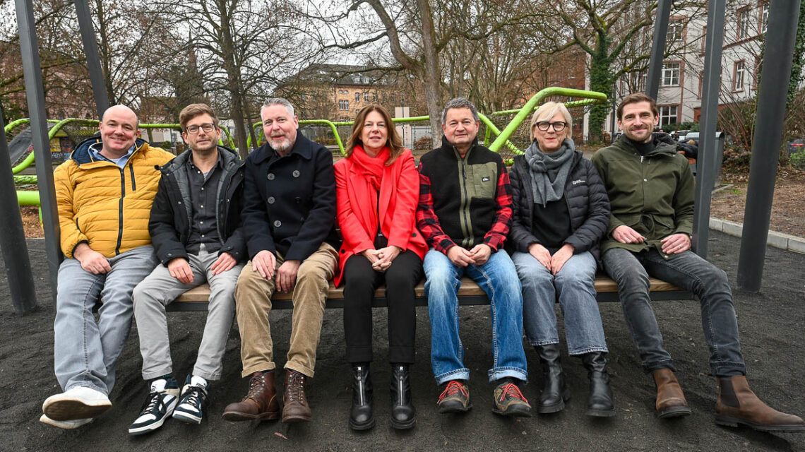 Einweihung der neuen Schaukel