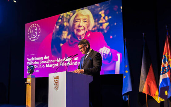 Ministerpräsident Boris Rhein ehrt Margot Friedländer posthum´.