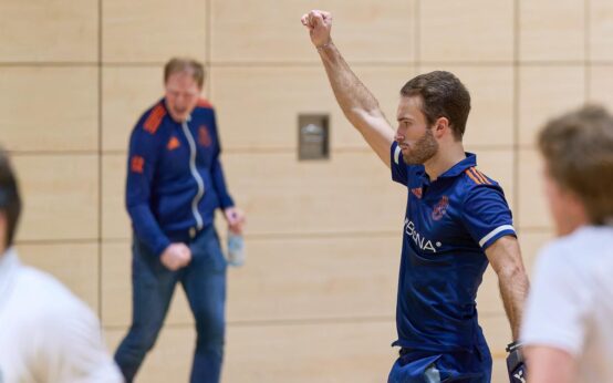 Der Wiesbadener THC jubelt über ein perfektes Derby-Wochenende: zweimal 5:4, zweimal Leidenschaft.