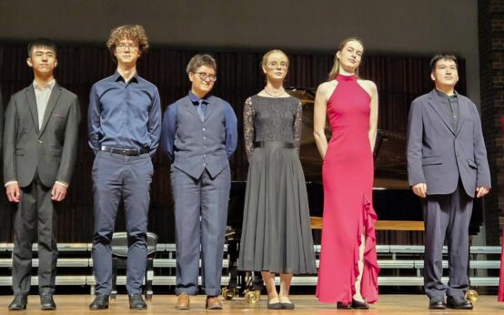 Gemeinsamer Klavierabend in Breslau: Studierende der Wiesbadener Musikakademie und der Karol-Lipiński-Akademie musizieren im Austausch.