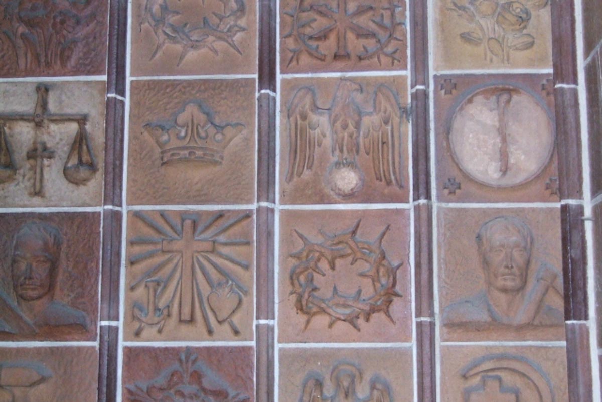 Antisemitische-Kunst-in-Kirchenr-umen