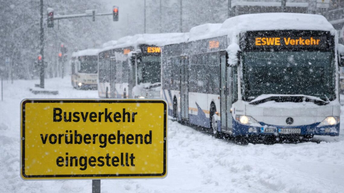 Busse bleiben stehen, Linienverkehr eingestellt!