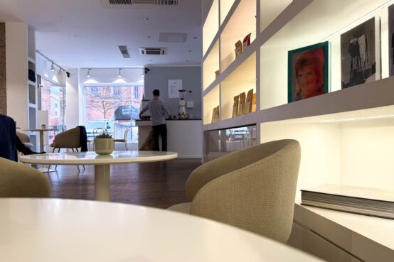 Neues Cafe in den Wilhelm Arcaden, Cafe & Croissant 8,50 Euro