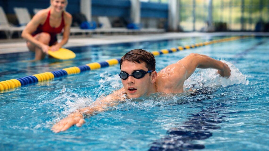 Erwachsenenschwimmkurs