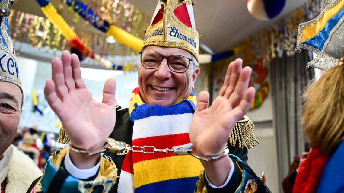 Gert-Uwe Mende, Haft bis Aschermittwoch