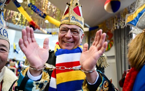 Gert-Uwe Mende, Haft bis Aschermittwoch