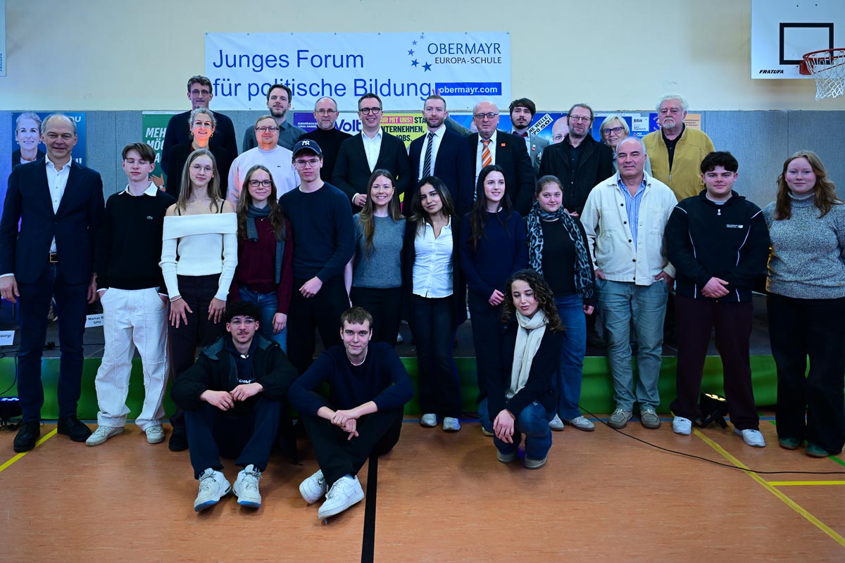 Kommunalwahl-Debatte-an-der-Obermayr-Europa-Schule