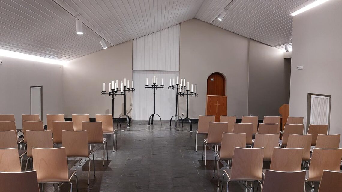 Friedhof Frauenstein: Trauerhalle öffnet modernisiert wieder.