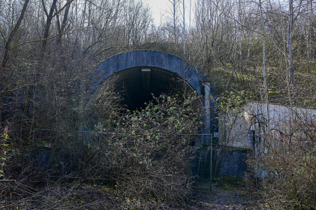 Zugang zum Tunnel „Petra“