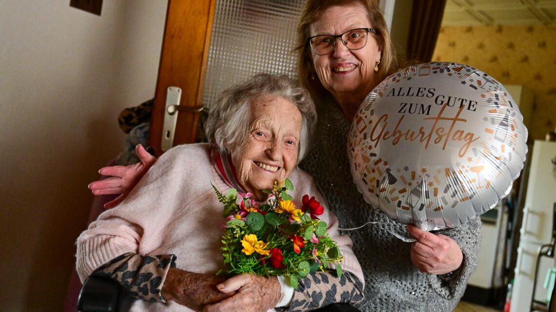 Mutter und Tochter, Maria Appel mit Tochter Ingrid Lemke.