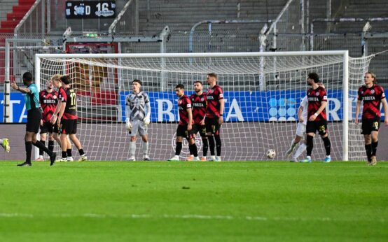 Der SV Wehen Wiesbaden verliert am 32. Spieltag der 3. Lioga zu Hause in der Brita Arena gegen den tabellenneunzehnten TSV Havelse mit 1:4 und findet 90 Minuten kein Mittel gegen die Niedersachsen.