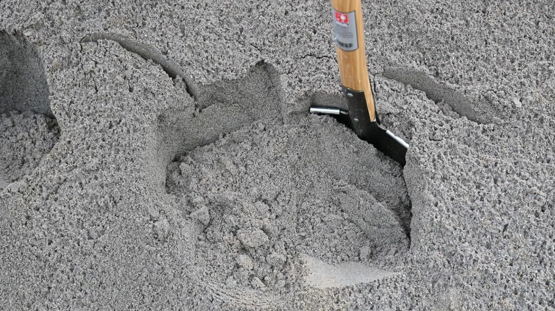 Spatenstich Symbolbild