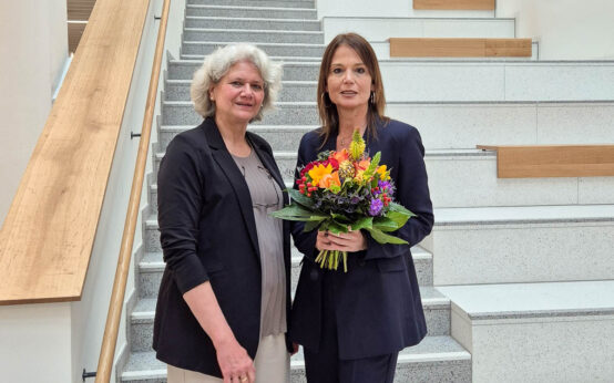 Die neue Präsidentin der Hochschule RheinMain Prof. Dr. Susanne Rägle wurde vom Erweiterten Senat gewählt.