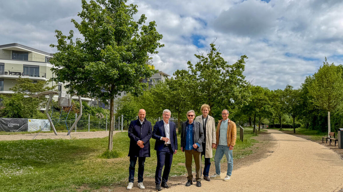 Foto – Marc Mische, Lyson; Andreas Kowol, Stadt Wiesbaden; Andrzej und Kostja Lyson, Lyson; David Berger, Gramenz (von links nach rechts)