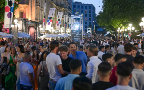 Wilhelmstraßenfest, treiben auf der Rue
