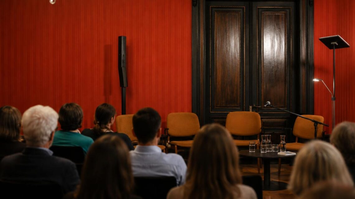 Lyrikpreis Orphil in der Villa Clementine: 10.000 Euro für Karin Fellner, 2.500 Euro für Lara Rüter.