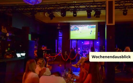 Wochenendausblick KW 25/2026, Public Viewing im Wohnzimmer.