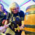 Kerb-Momente: Fest, Freude, Gemeinschaft. Im Bild Sylvia Wohlgemuth beim Fassanstich.
